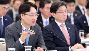 李대통령 “체납관리단 필요하면 1만명 이상 늘려도 된다”