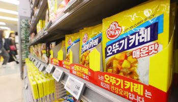 고환율·원재료 수급 비상…식품업계, ‘도미노 가격 인상’ 이어지나