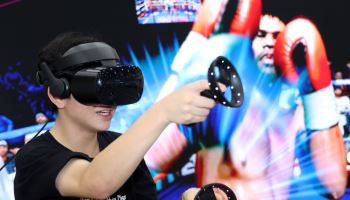 몰입감의 역설…VR 멀미, AI가 해결사 될까