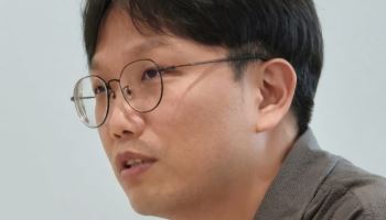 일본은 인세 10%, 한국은 최대 70%"…만화 강국도 놀란 K-웹툰의 힘