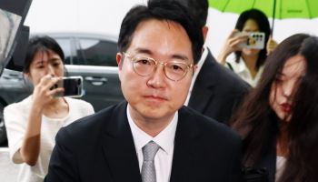 [속보]법원, '내란주요임무종사' 혐의 심우정 전 검찰총장 구속영장 기각