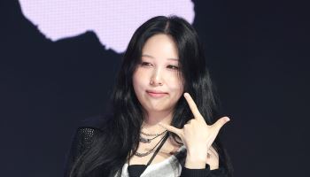 '록 앨범 도전' 권진아 "깊은 내면의 이야기 담아…청년들 위로하고파"