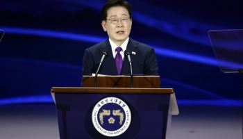 李대통령 지지율 48.4%…전주보다 0.5%p↓