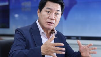 "벤처 1000개 기반으로 미래 먹거리 산업 기틀 마련"