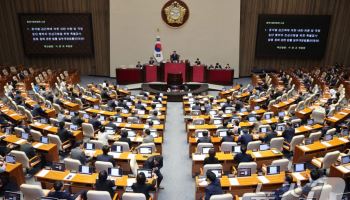與 주도 ‘2차 종합특검 연장법’, 국회 본회의 통과…찬성 173명 (상보)