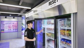 러닝족 베이스캠프 된 CU, 의류·화장품 매출도 '껑충'