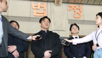 '서부지법 난동사태' 다큐 찍다 벌금형…재판취소 되나