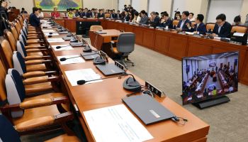 與 "홈플 사태, 감독 부실 탓"...사모펀드 규제 강화 급물살