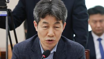 친문 윤건영, 이재명 계파 수장 주장 유시민에 "논리적 비약"