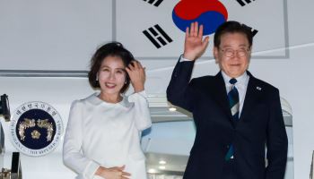 李 순방길에 'K뷰티 수장' 총출동…아모레·에이피알 '남미 세일즈'