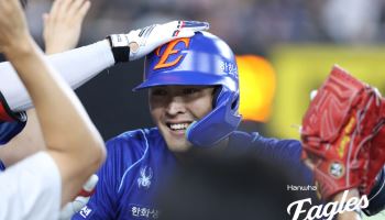 한화, 8회말에만 홈런 3방에 10득점 폭발…LG 14-4 대파