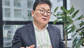 "깃발 꽂기 아닌 친구로…CU, 글로벌 유통 BTS 꿈 꾼다"