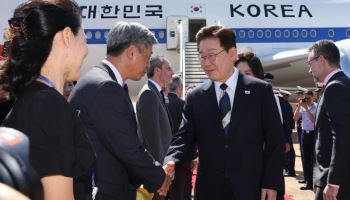 李대통령 지지율 46.3%…2주 연속 하락[리얼미터]