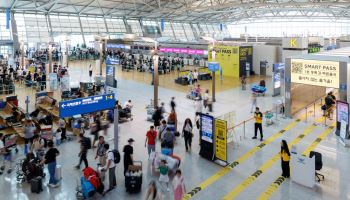 인천공항, 여름 휴가철 특별교통대책 시행…출국장 조기 개장