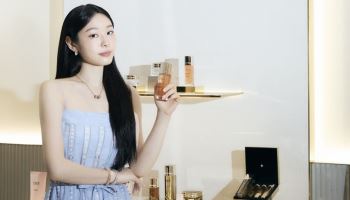 디올 앰배서더 김연아, 디올 롯데월드몰 부티크서 맞춤형 스킨케어 리추얼 체험