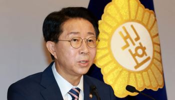 조정식 “법사위 통과 법안, 회기 내 처리 원칙…민생입법 속도”