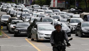 '한증막 더위' 전국서 계속…낮 최고 39도까지 '쑥'