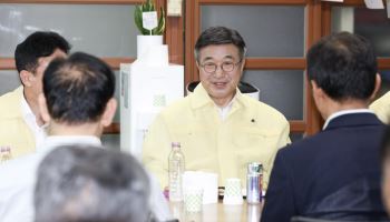 폭염 '심각' 속 중대본부장, 현장 점검…"쉼터·드론 대응 강화"