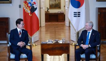 李대통령 “한·칠레 FTA委 10년 만에 재가동…핵심광물 협력 확대”