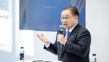 마이바흐 브랜드센터 1주년 "진정한 럭셔리는 고객이 만나는 모든 순간의 품질"