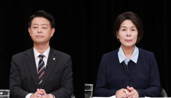 최민희 “박쥐” 발언에…김영호 “모멸감 주는 일베 문화”