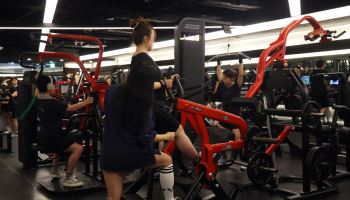 헬스장서 스트레칭하다 '쿵'…法 "운영자에도 손해배상 책임"