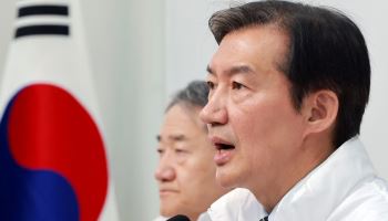 "김용범 등 어물쩍 넘길 수 없어"...조국, 레버리지 ETF '미스테리'