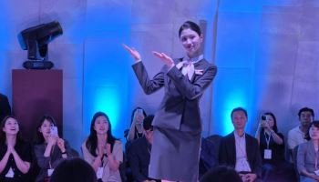 트리니티항공, 새 유니폼 보니…"편안함·신뢰 시각적 구현"