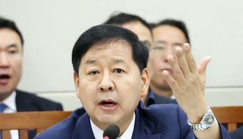 "한국 투자 부적격" 외신 혹평에 구윤철 "전례 없는 성과 시현"