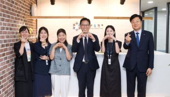 배경훈 부총리, 서울 스마트쉼센터 방문…상담사 애로 청취