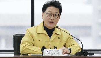 '입추'에도 39도…폭염 현장 찾은 기후차관 "취약계층 보호 최우선"