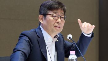 한은 "물가 선제대응"...금리 연속 인상 시사
