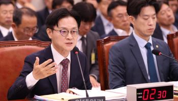 김정관 "''메가특구' 주 52시간 예외 위한 논의 계속 추진"