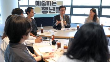 “작업 위한 공간 지원 절실”…젊은 문화예술인, 정부에 지원책 호소