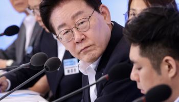 “선도자냐 추격자냐”…SMR부터 달 착륙까지 '새 메가산업으로'