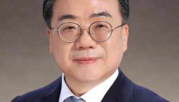 “대학 지원 미룰수록 美·中과 AI격차 벌어질 것"