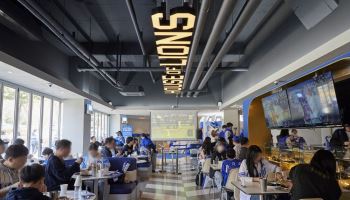 야구팬 명물된 '라팍 하오라'…삼성웰스토리 컨설팅 "매출 80%↑"