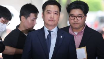 '김수현 명예훼손' 김세의 "국민참여 재판 신청"…1심 첫 공판 연기