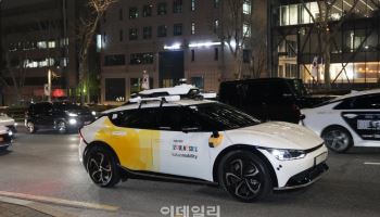 '길거리 손님' 수수료 막혔는데 2Q 영업익 18%↑…카카오모빌리티 선방
