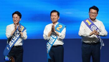 [속보]김민석, 누적 득표율 52.21% 과반 넘었다…정청래 38.14%