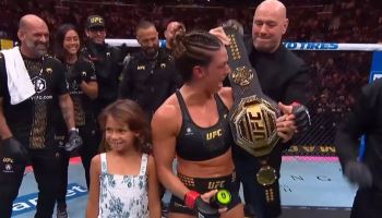 ‘주짓수 여제’ 던, 로버트슨 잠재우고 왕좌 수성…UFC 첫 방어