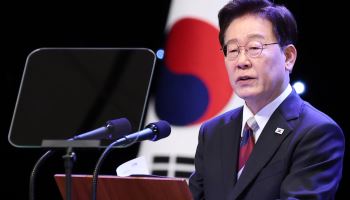 李대통령 "민주당, 하나일 때 가장 강해…새 지도부 중심으로 뭉쳐야"