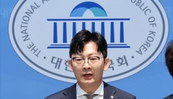 국힘, DJ 17주기 추모…"대화·타협 가치 계승해야"