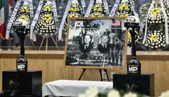 판문점 도끼만행 사건 50주기…유가족들 JSA 찾아