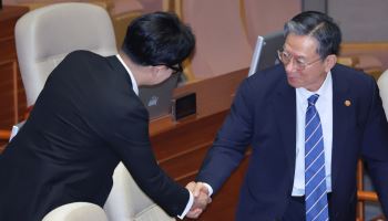 "진짜 작전 시작?" 한동훈, 정성호 사직서 제출에...