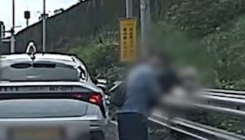 출근길 꽉 막힌 올림픽대로가 '쩍'…피 토한 환자 살린 시민들