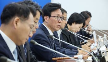 김민석 "조희대, 대법원장 아닌 법기술원장…당장 나가라"