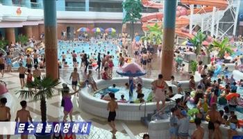 북한 최고 워터파크 '평양 문수놀이장' 내부 엿보니 '의외'
