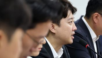이준석 "어떤 피고인이 감히 대법관 고르나"…李대통령 직격