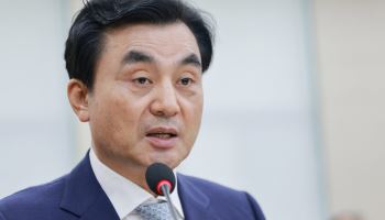 안규백 장관의 분노 “탈영 있었다면 제가 한기호 의원 아들이다”